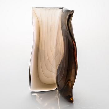 Timo Sarpaneva, a 'Liber Mundi' sculpture signed Timo Sarpaneva  Studio Pino Signoretto, Murano. 2000.