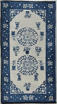 MATTA, semiantik Kina. Ca 171 x 94 cm.