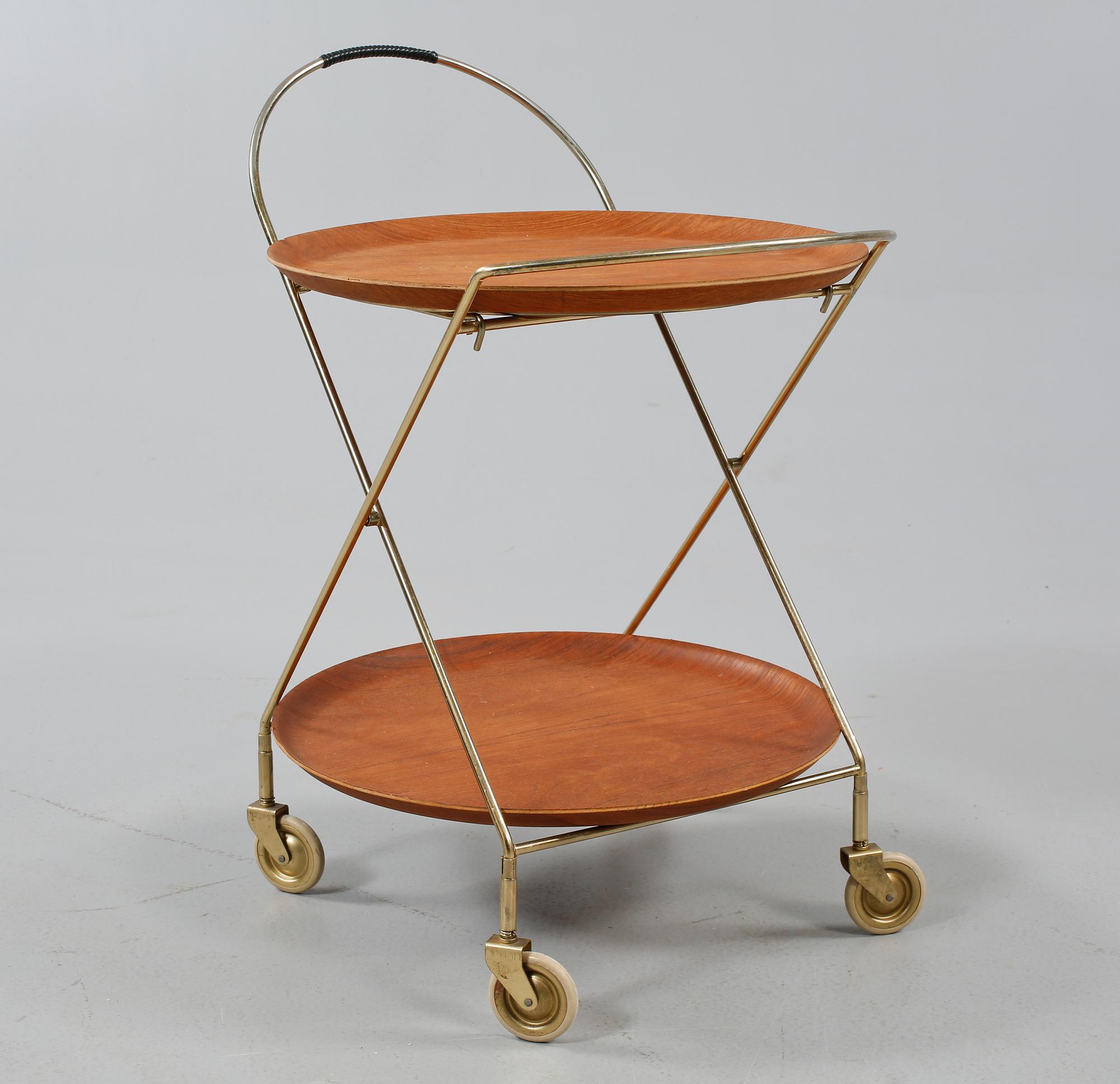 SERVERINGSVAGN, 1900-talets fjärde kvartal.