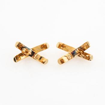 Earrings, a pair of 18K gold.