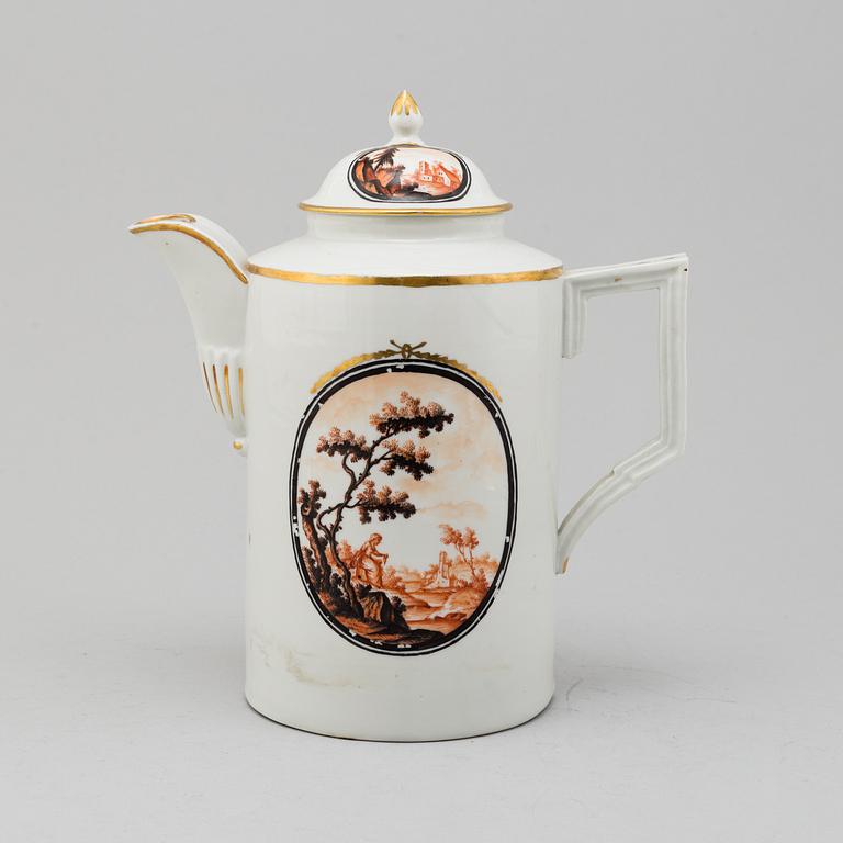 KAFFEKANNA, porslin. Troligen Tyskland, Empire, 1800-tal.