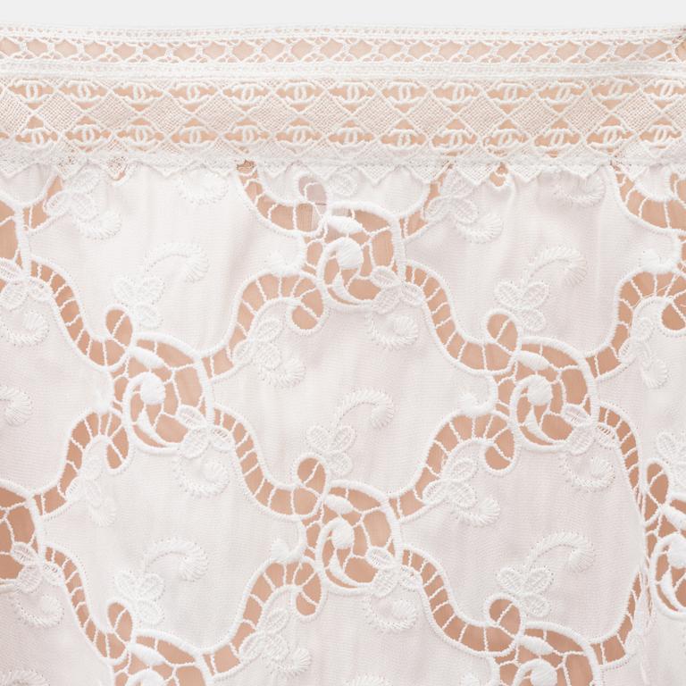 Chanel, a broderie anglaise top, size 34.
