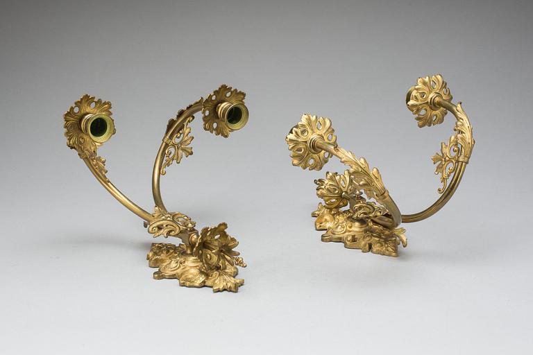 VÄGGLAMPETTER, ett par, 1800-talets slut.