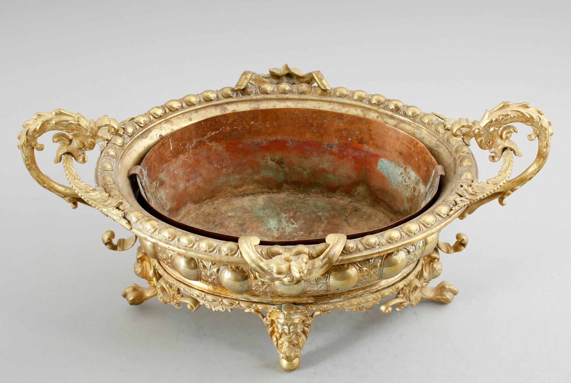 JARDINJÄR, rokokostil, sent 1800-tal.