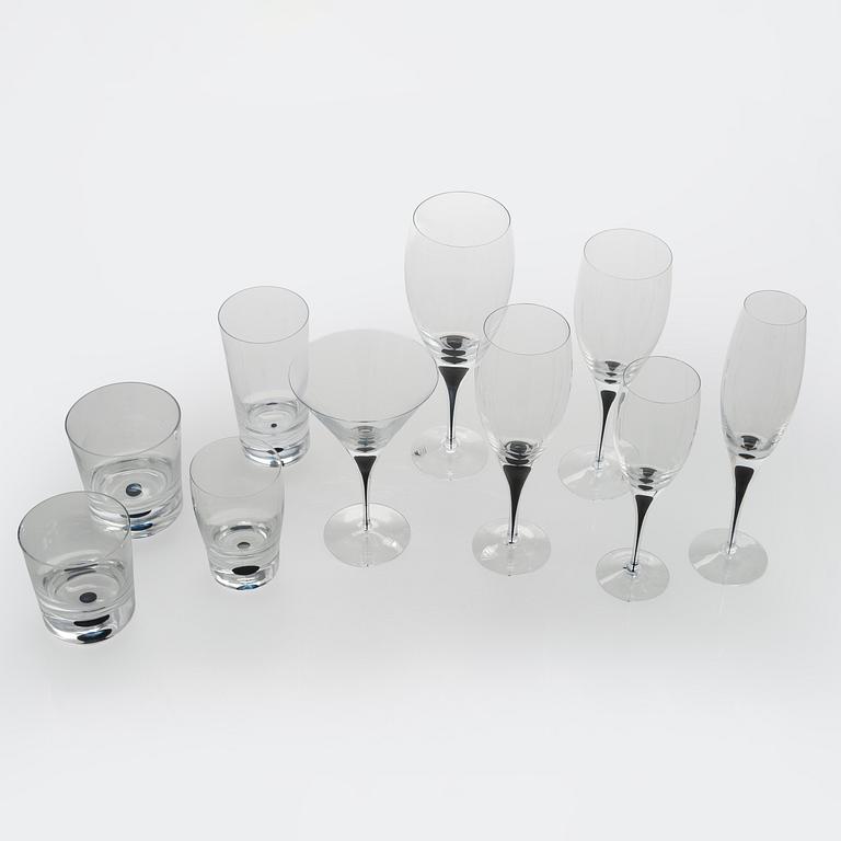 Erika Lagerbielke, glasservis 60 delar, "Intermezzo" Orrefors, Sweden, 2000-tal.