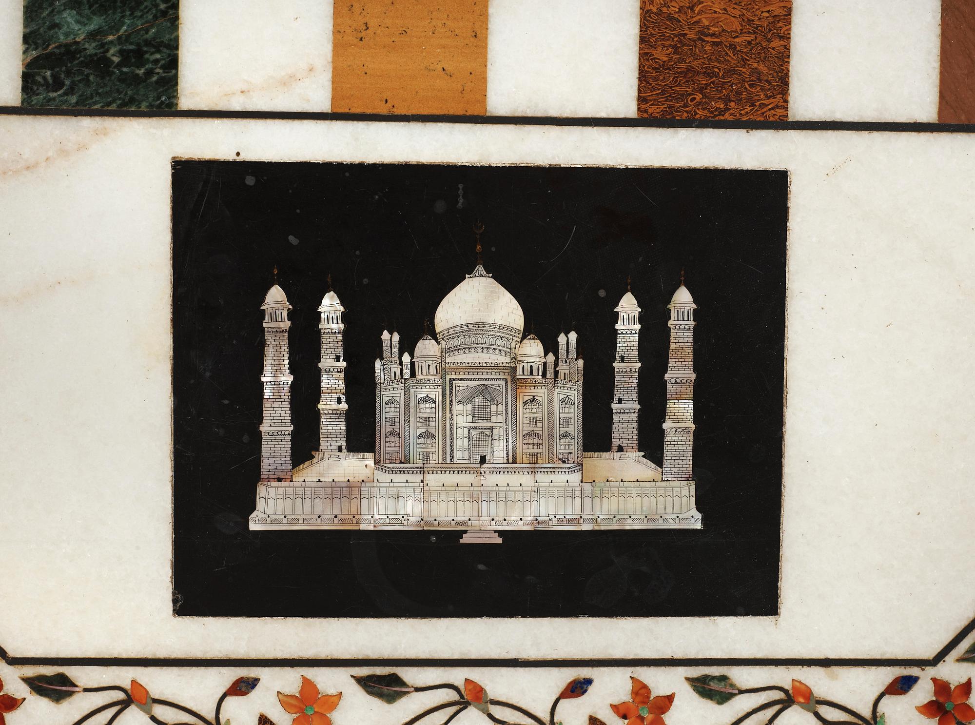 BORDSSKIVA, sk Pietra Dura, 1900-talets andra hälft.
