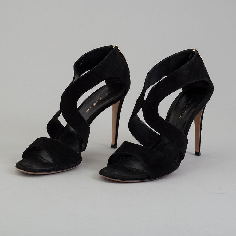 SHOES, Gianvito Rossi, size 39,5 cm.