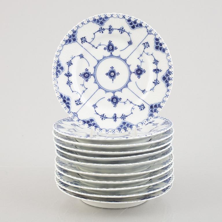 A set of eleven 'Blue Fluted Full Lace' / 'Musselmalet' porcelain dessert dishes, model 1087, 1898-1923 and later.