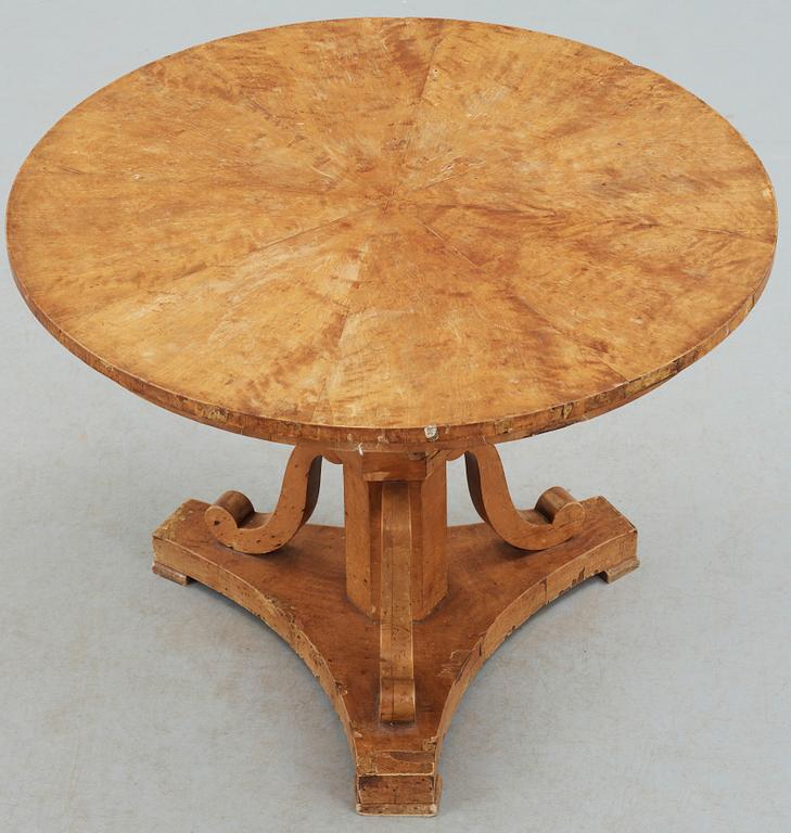 BORD, Karl Johan, 1800-talets första hälft.