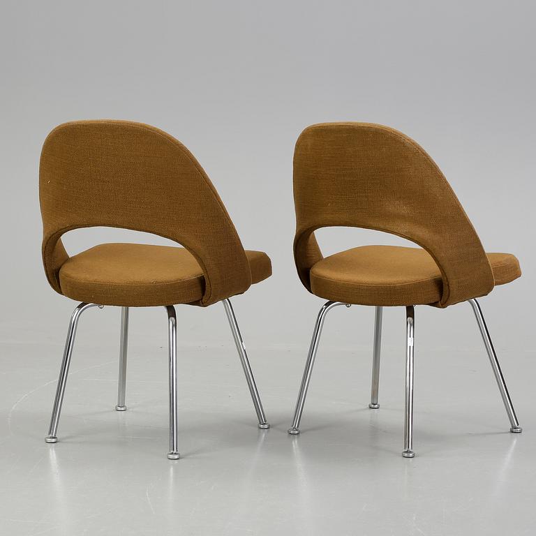 STOLAR, ett par, 'Side Chair', Eero Saarinen, Knoll, modellen formgiven 1957.