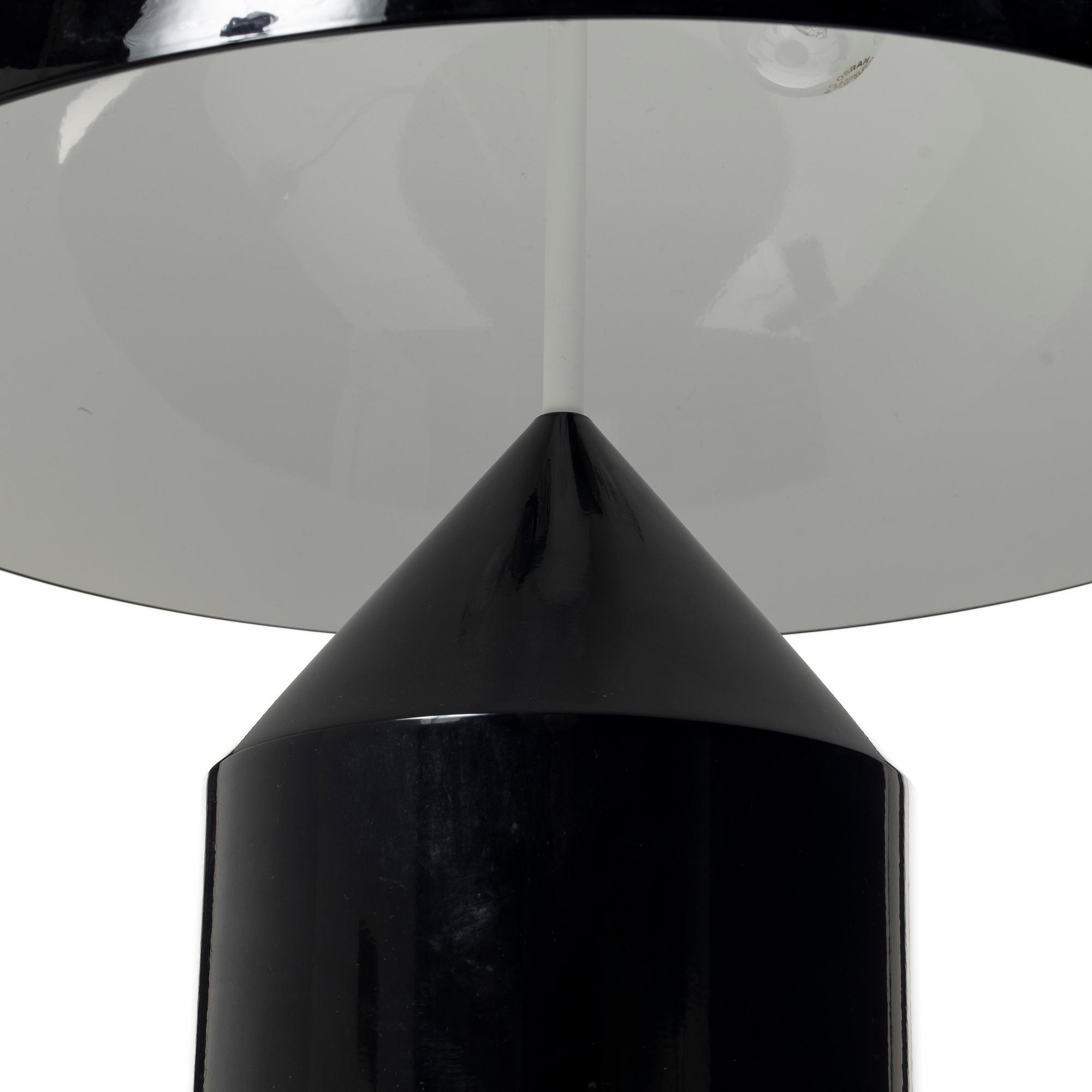 Vico Magistretti, bordslampa, "Atollo", Oluce, Italien.
