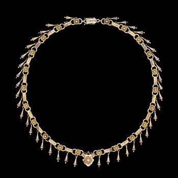 142. NECKLACE, possibly Russia, c. 1900.