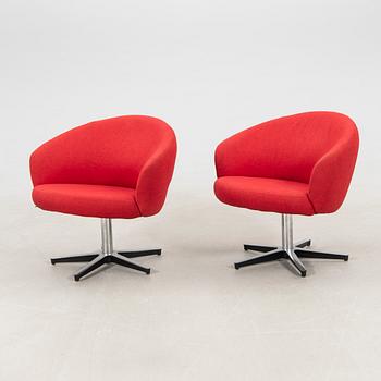 Yngve Ekström, a pair of "Rondino" armchairs for Swedese.