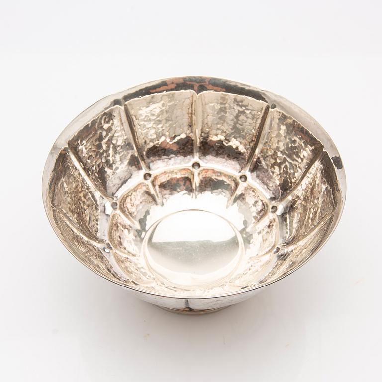 Bowl, silver, Christian F. Heise, Joh. H. Paulsen, Denmark, 1925.