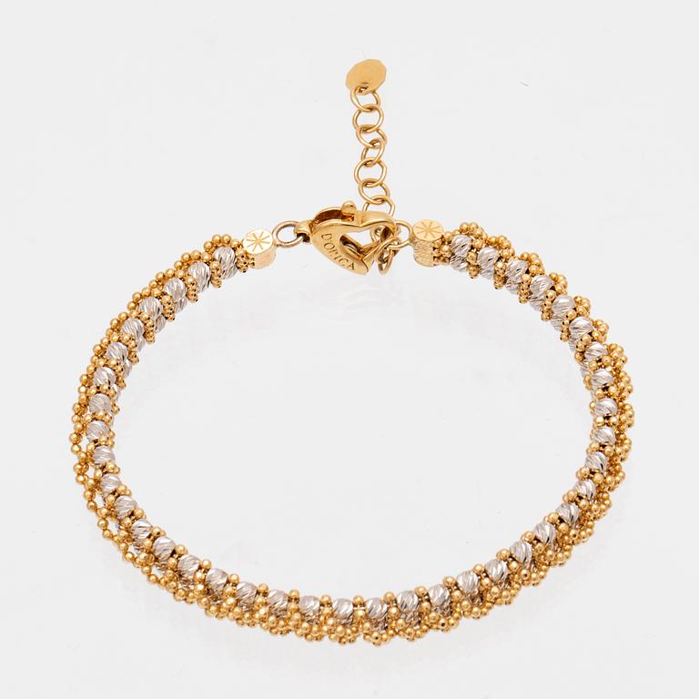 An 18K white and red gold necklace by D'orica Italy.