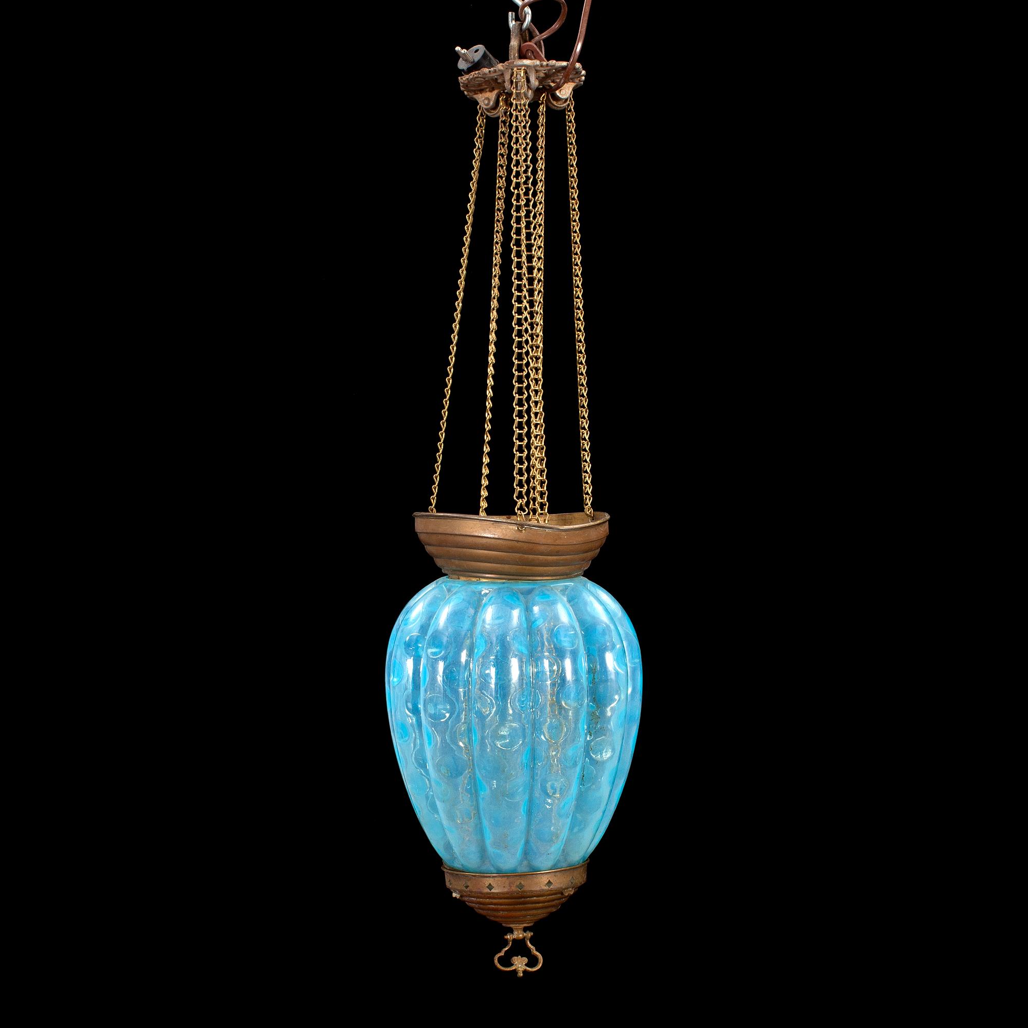 MÅNSKENSAMPEL, 1800-talets slut. Höjd ca 72 cm.