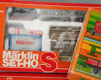 A lot of Märklin train parts, second half of the 20th century.