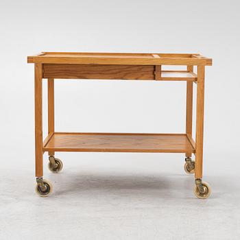 A 'Boy' oak serving trolley from DS furniture, second half of the 20th Century.