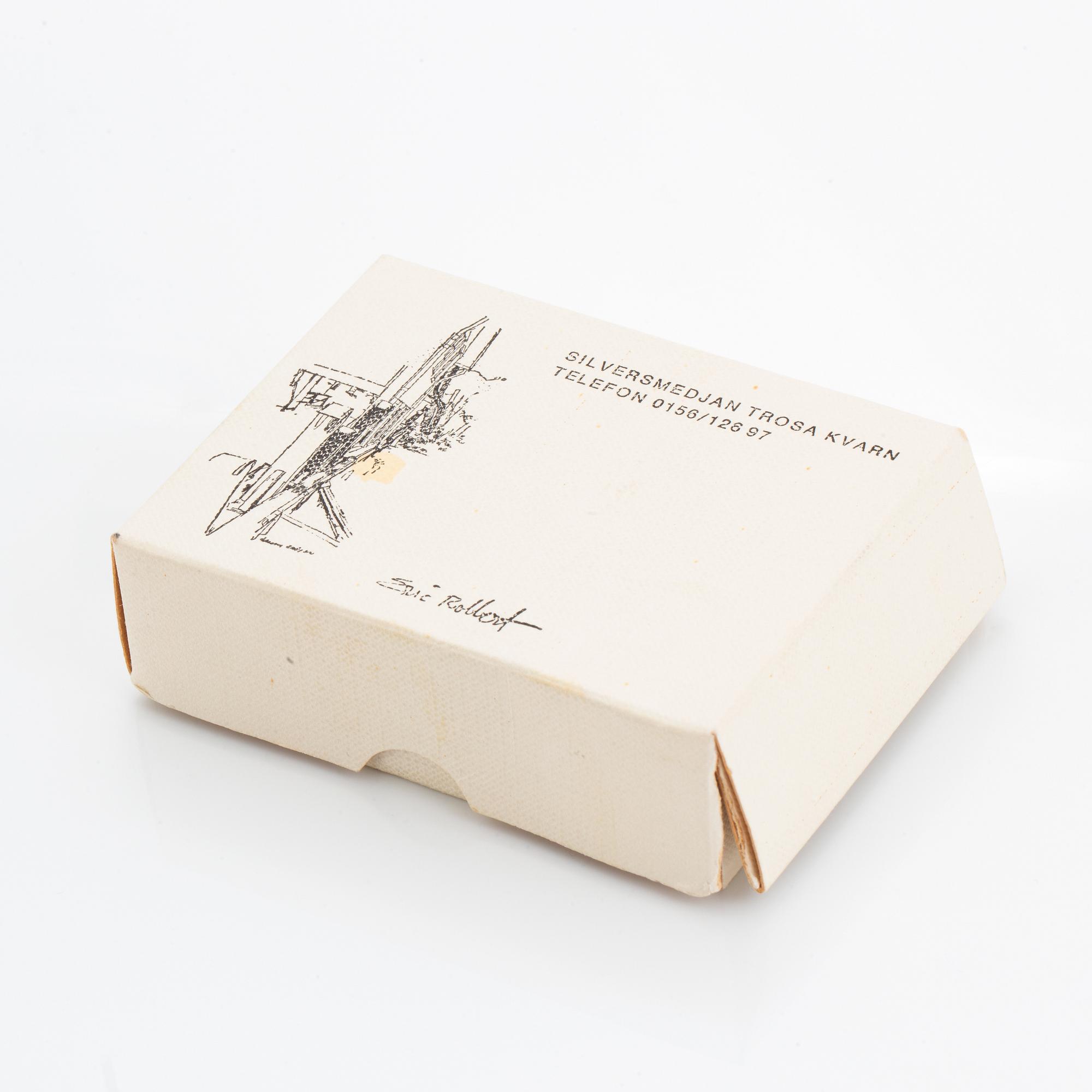 Silver brooch, Eric Robbert.