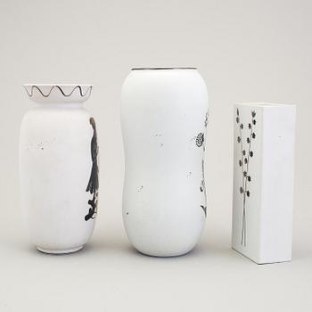 STIG LINDBERG, three "Grazia" stoneware vases, Gustavsberg 1950/60s.