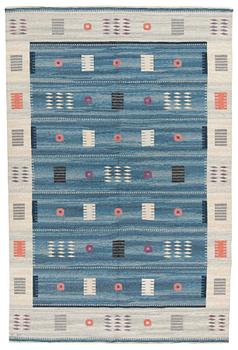 532. Carl Dangel, CARPET. Flat weave. 304,5 x 203 cm. Signed CD.