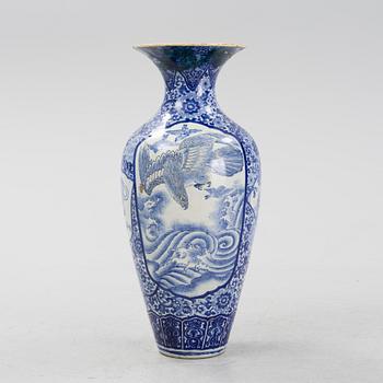 A Japanese blue and white vase, 19th century.