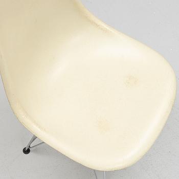 Charles Eames, six 'DSR Plastic Chairs', Herman Miller/Vitra.