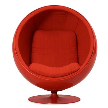 Eero Aarnio, a 'Ball chair', Asko, Finland ca 1971.