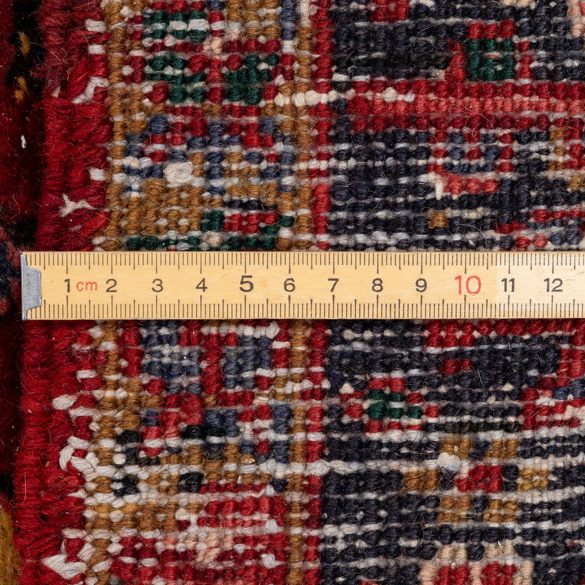 Rug, Heris, approx. 345 x 238 cm.