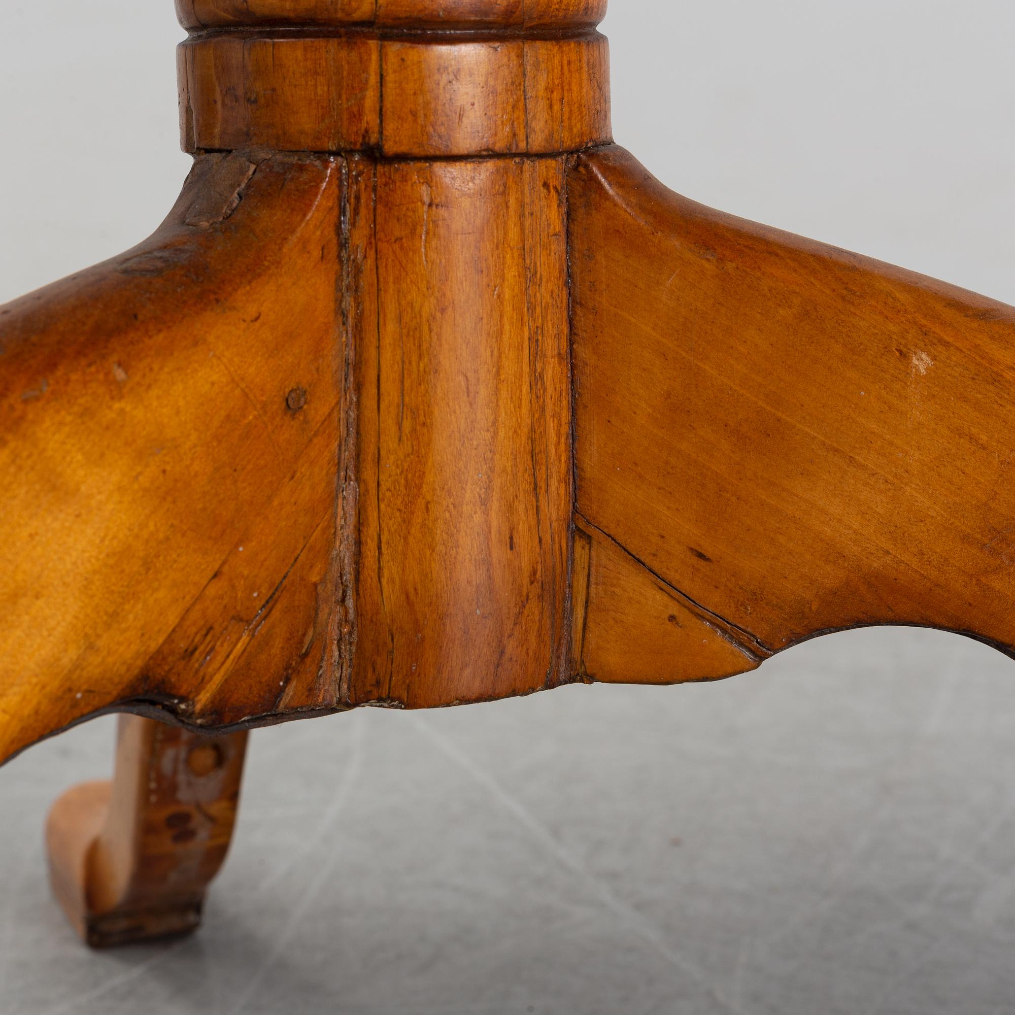 Fällbord, Karl-Johan, 1800-talets första hälft.