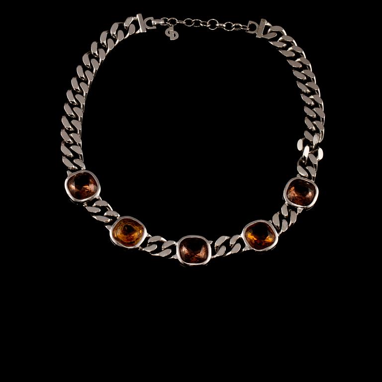 COLLIER, vitmetall med 5 fasettslipade pastestenar, Christian Dior.
