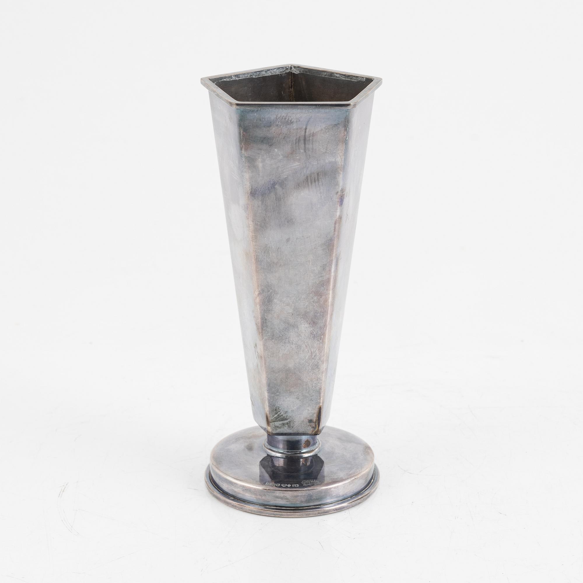 Thage Göthlin, a silver vase, Tesi, Gothenburg, Sweden, 1974.