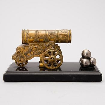 A Russian gilt brass decorative miniature cannon, second half of 20th Century.