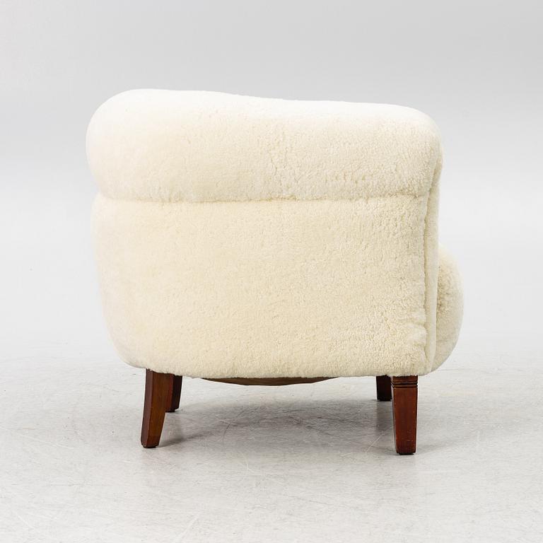 Armchair, first half of the 20th century.