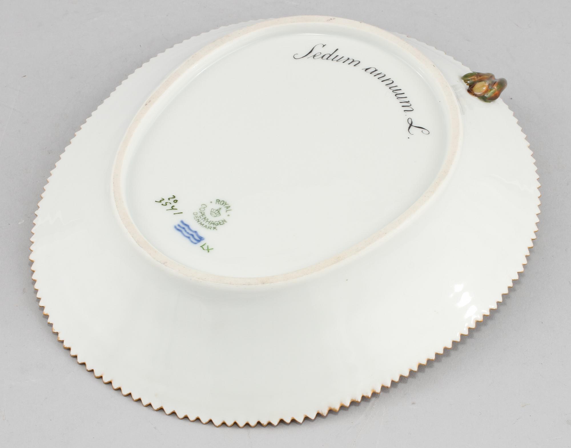 SKÅLFAT, porslin, "Flora Danica", Royal Copenhagen, 1900-tal.