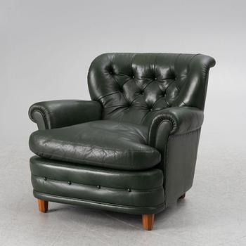 Josef Frank, armchair, model 568, Svenskt Tenn, mid-20th Century.