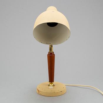 BORDSLAMPA, 1900-talets andra hälft.