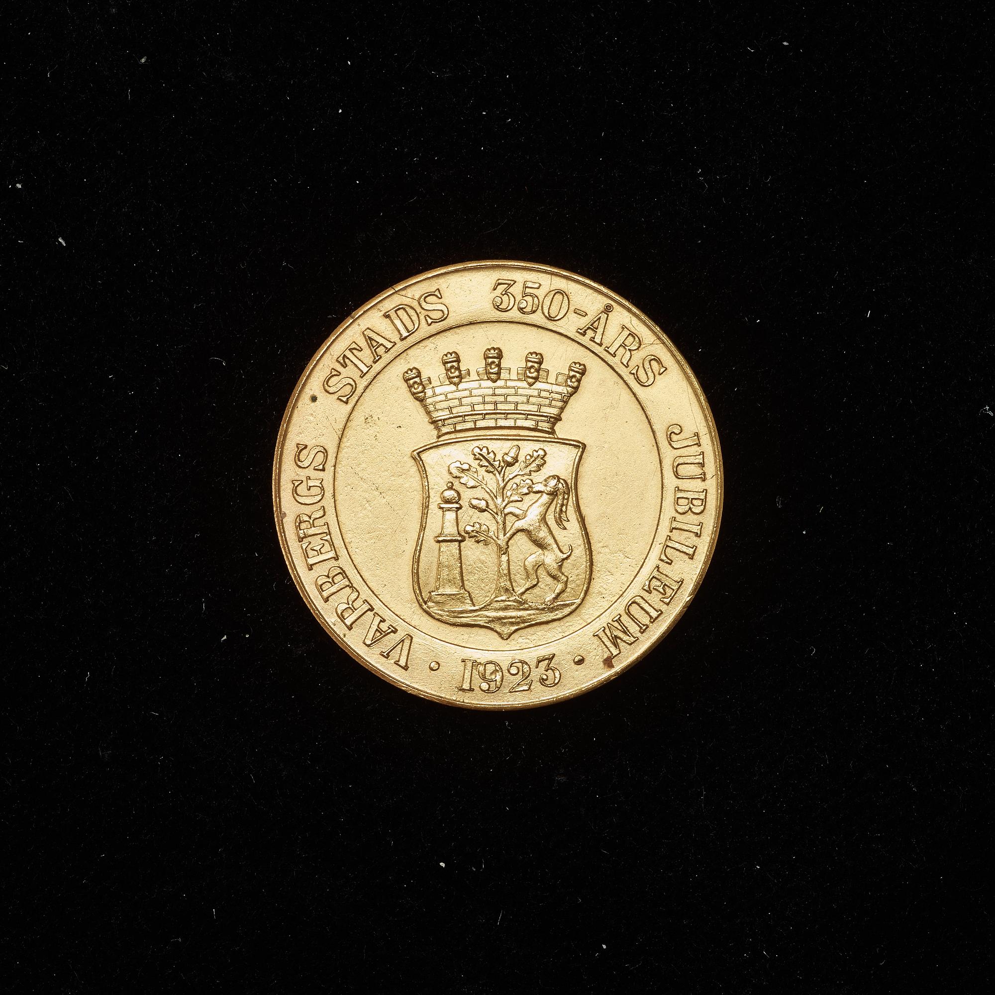 MEDALJER, 11 st. Samt diverse MYNT:.