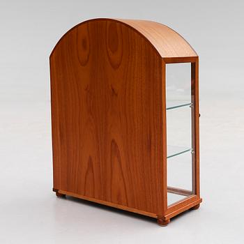 BORDSVITRIN, Josef Frank, Firma Svenskt Tenn, efter 1985.