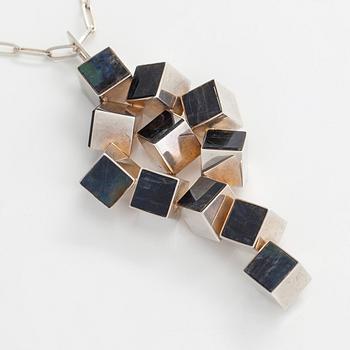 Helge Narsakka, a silver and spectrolite pendant, 1974.