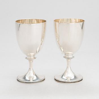 A pair of sterling silver goblets, Hong Kong, presumably late 20th/ early 21st century.