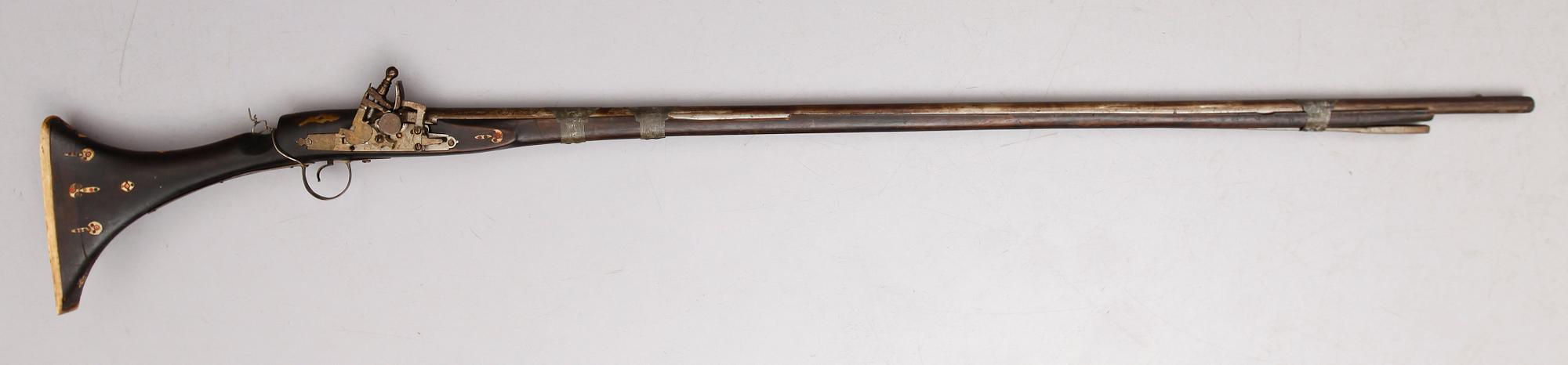 KABYLBÖSSA, flintlås, Nordafrika.