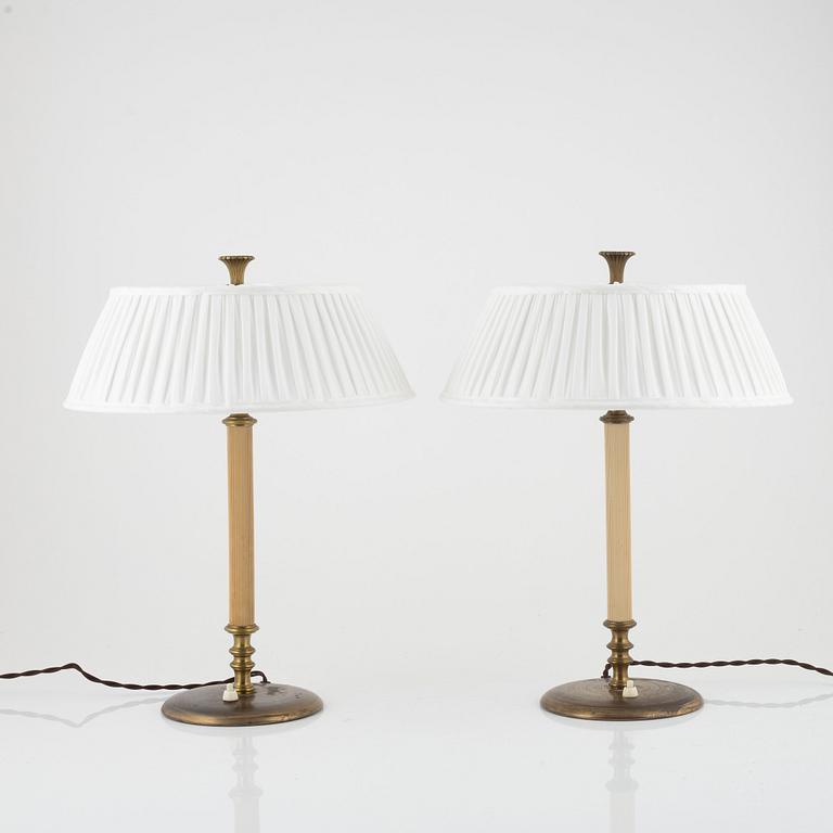 Erik Tidstrand and/or Bertil Brisborg, a pair of table lamps, model "29987", Nordiska Kompaniet 1940s.