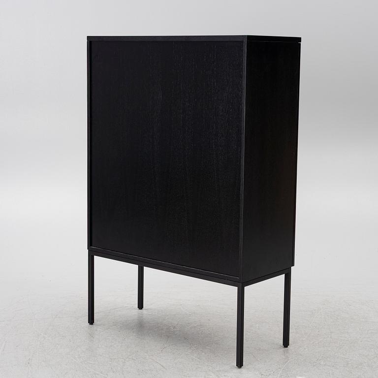 Skåp, ”Barn Cabinet”, Woud, Danmark, samtida.