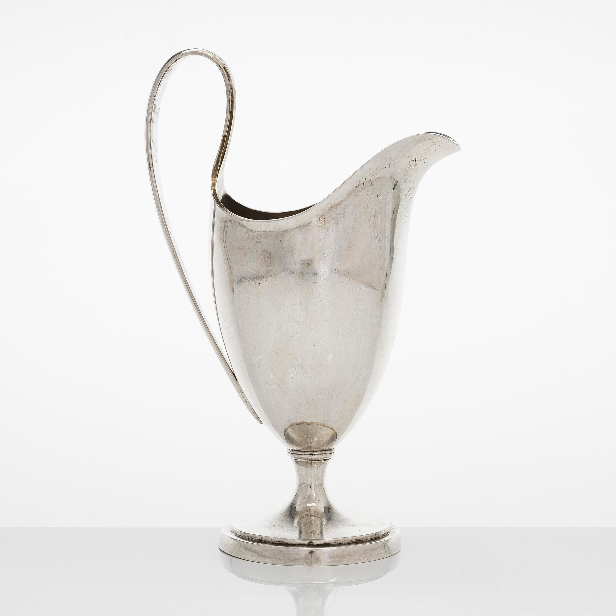 Joseph Hirschvogel, A silver cream jug, silver, Stuttgart around 1800.