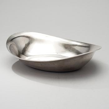 A BOWL, silver, Austria-Hungary, Wien 1821, weight 842 g.