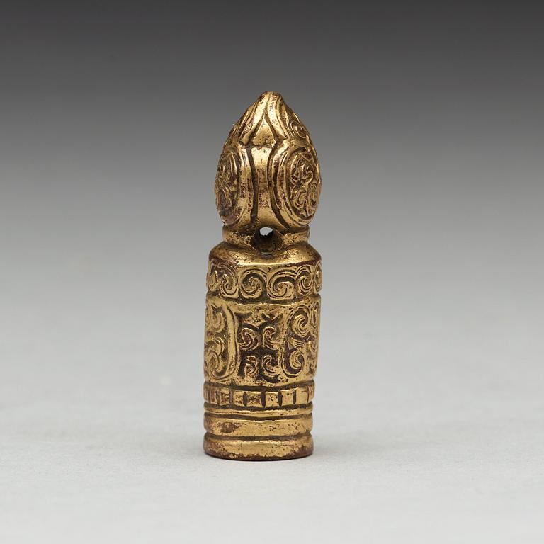 A Tibtean gilt bronze seal, presumably 18th Century.