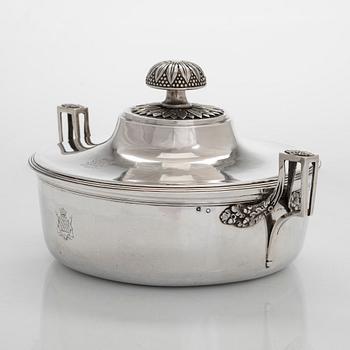 An Odiot silver tureen, Paris, 1819-1838.