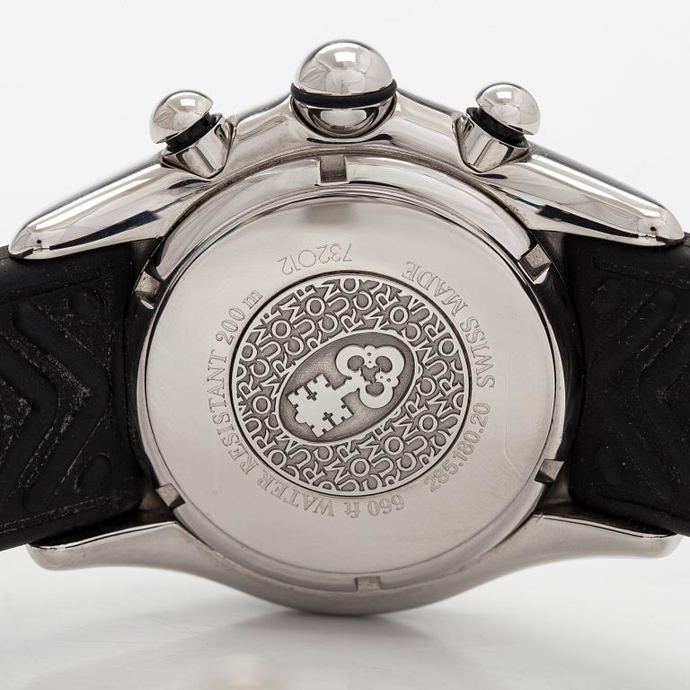 Corum, Bubble, kronografi, rannekello, 45 mm.