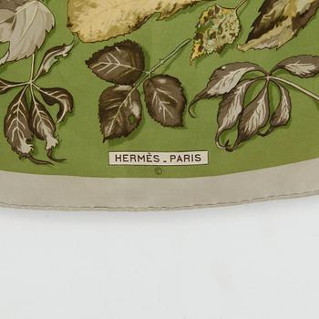 SCARF, Hermés, "Tourbillon".